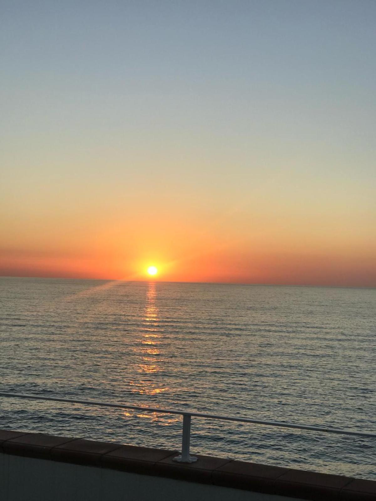 皮佐Terrazza Sul Mare公寓 外观 照片